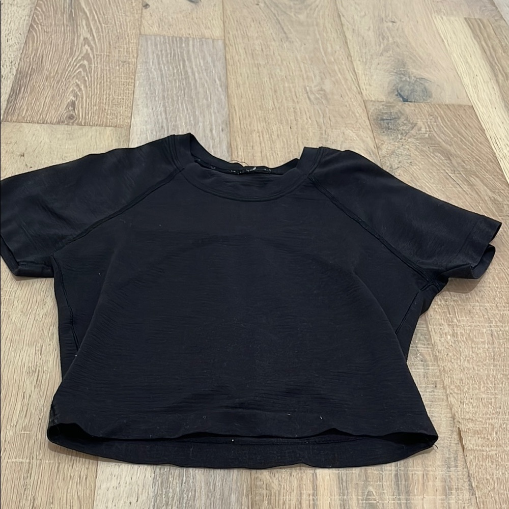 Lululemon cropped swiftly tech top